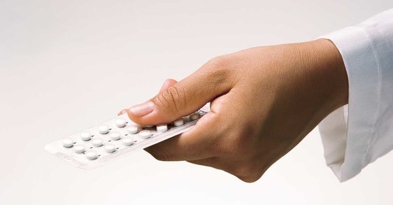 Ali moramo med menopavzo prenehati jemati tabletke? Kako menopavza vpliva na plodnost?